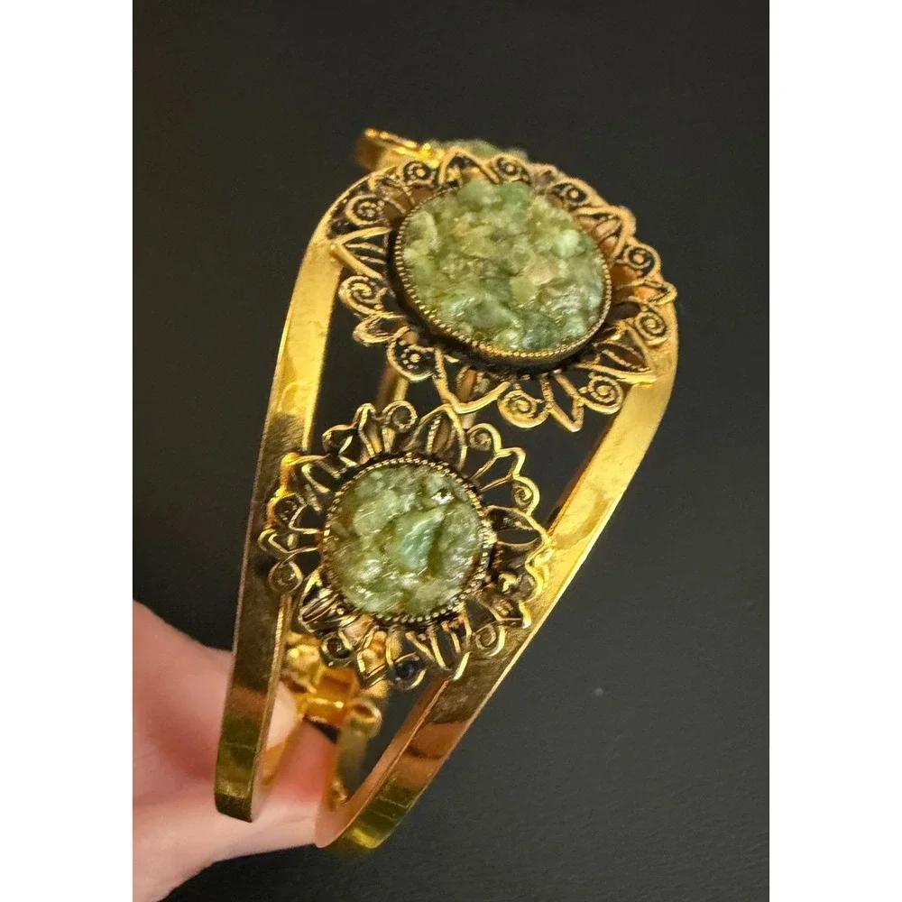 Vintage Cuff Bracelet Green Stone Gold Filigree Sunburst